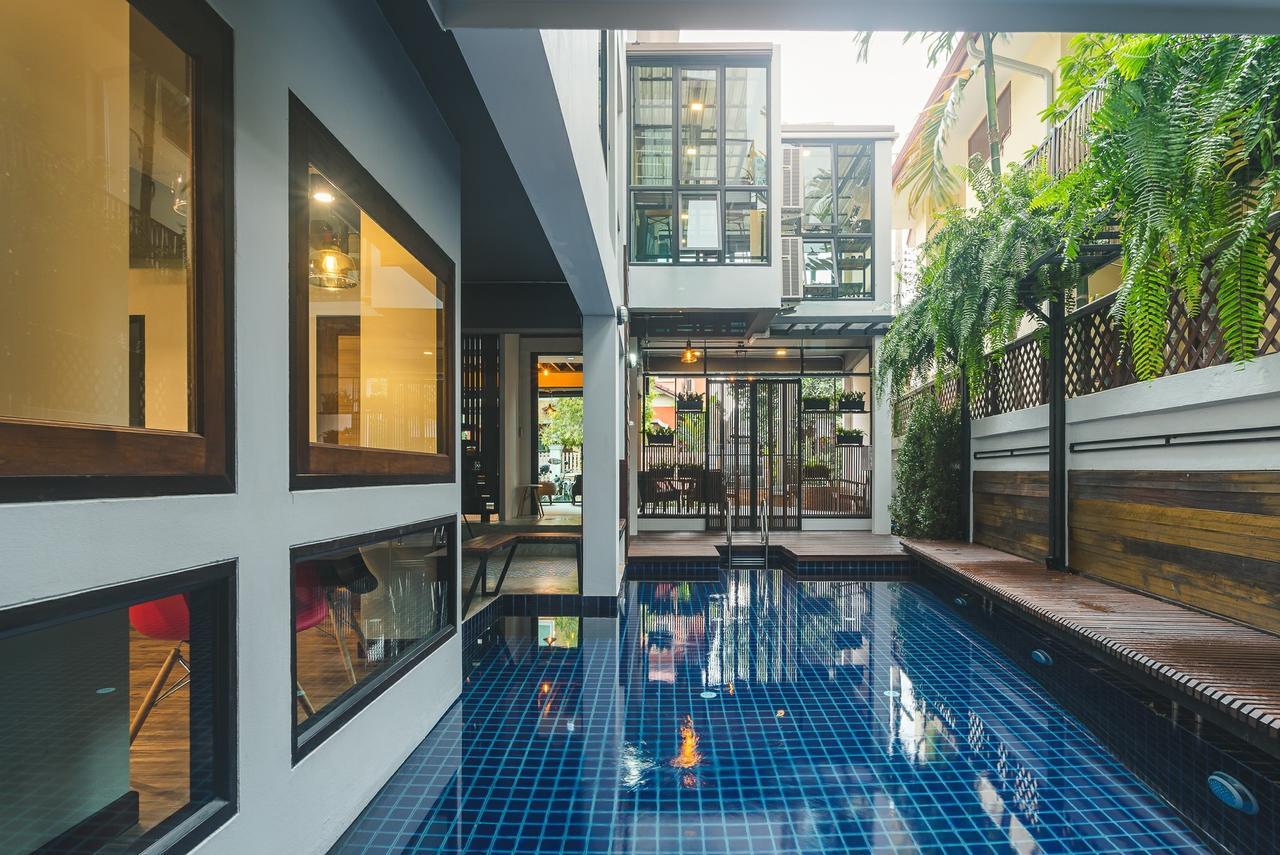 33 Poshtel (Adults Only) Ξενοδοχείο Τσιάνγκ Μάι Εξωτερικό φωτογραφία