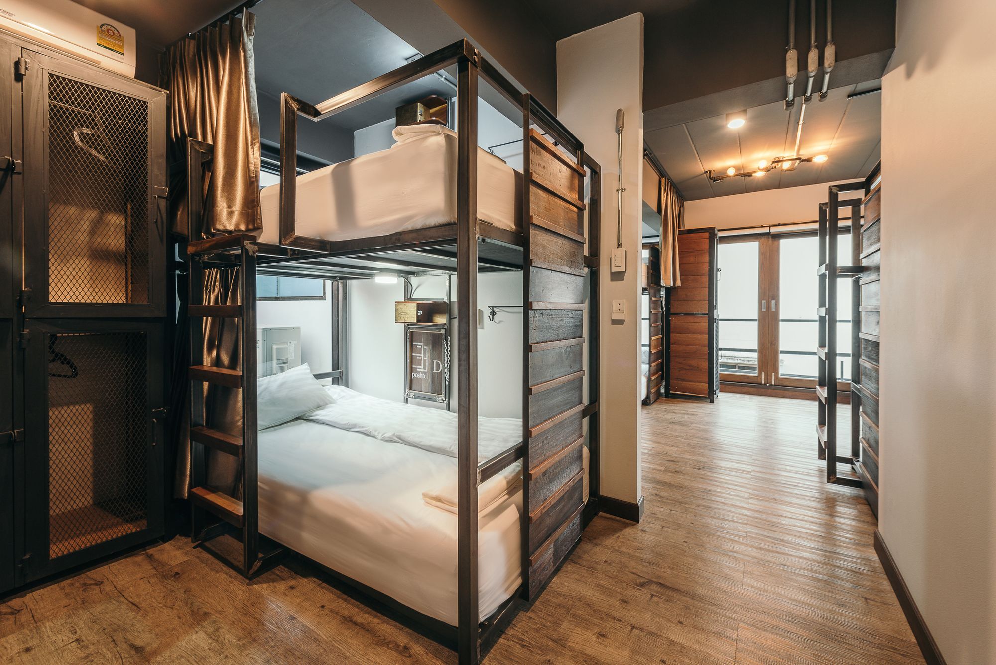 33 Poshtel (Adults Only) Ξενοδοχείο Τσιάνγκ Μάι Εξωτερικό φωτογραφία